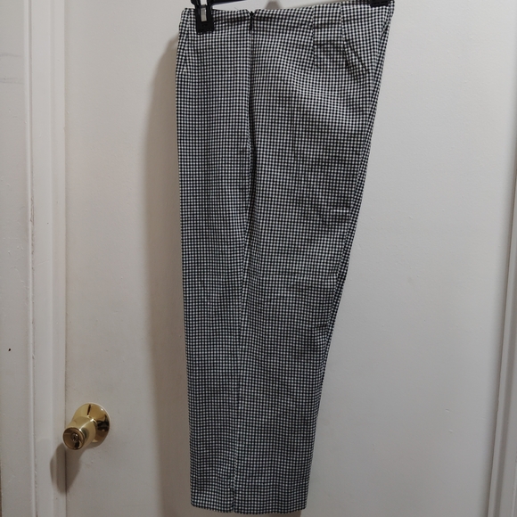 Croft & Barrow Women's Checkered Stretch Dress Pants - Picture 2 of 5